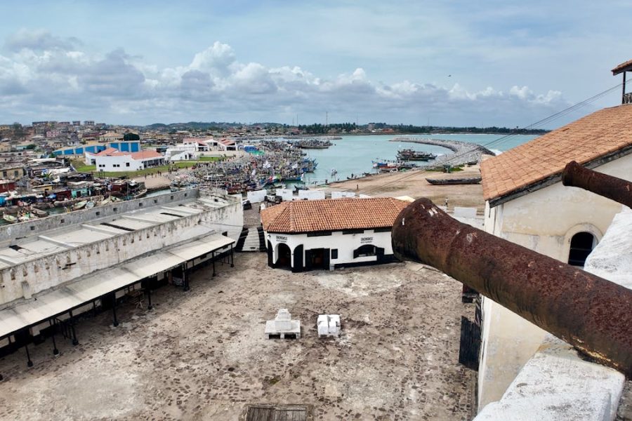 Cape Coast & Elimina Castles image