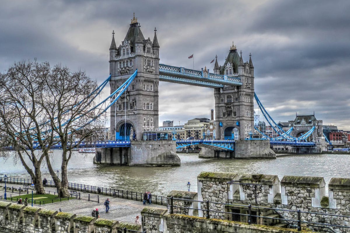 Big Ben and London skyline